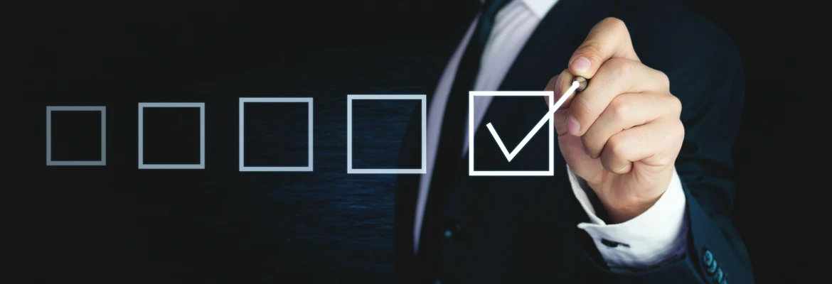 ubezpieczyciel odznaczający checkboxy